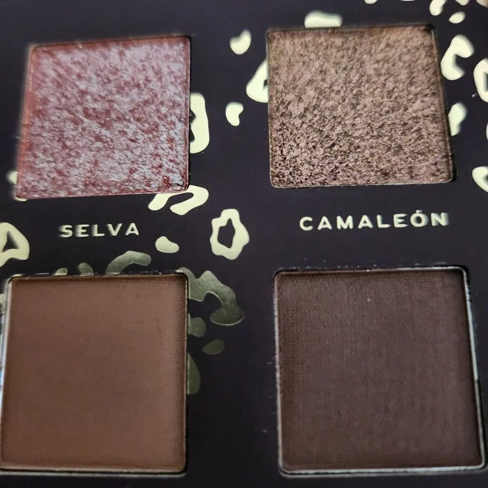 Alamar Cosmetics Exotica DesNUDEas Pressed Pigment Eyeshadow Palette 8 Shades